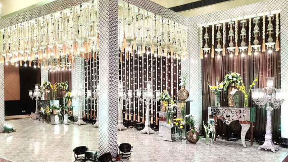 From Ceremony to Dance Floor: Planning a Smooth Wedding Experience